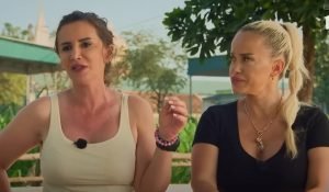 Ești tulburată mintal, nu ești în toate mințile.