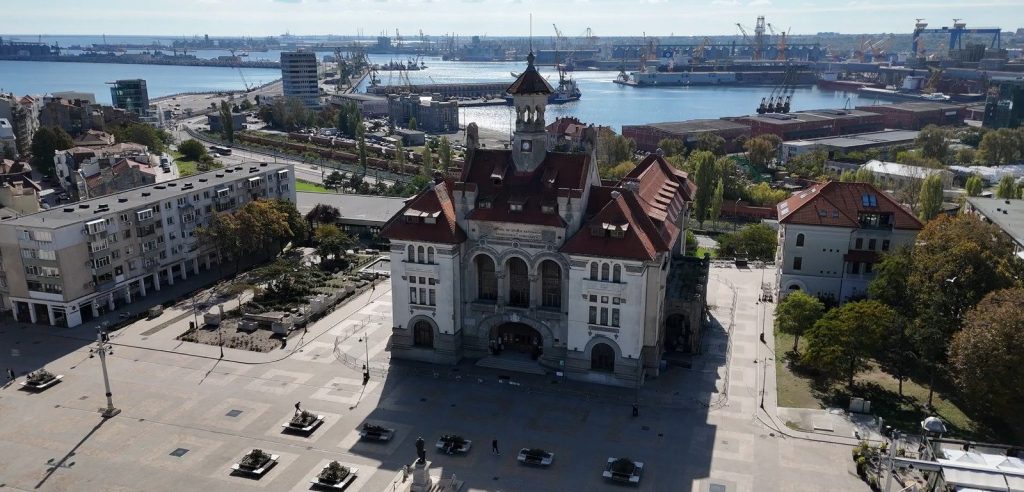 Reabilitarea Muzeului de Istorie din Constanța ajunge în justiție după a cincea licitație contestată în ultimii 10 ani; motivările firmei contestatoare, implicată și în reabilitarea bulevardelor din oraș