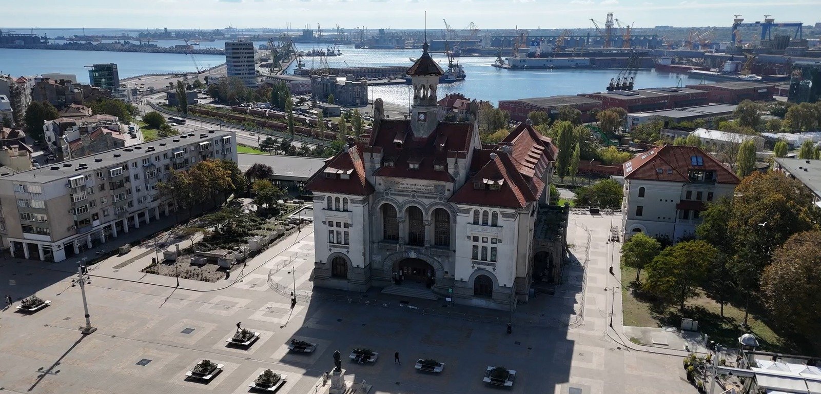 Reabilitarea Muzeului de Istorie din Constanța ajunge în justiție după a cincea licitație contestată în ultimii 10 ani; motivările firmei contestatoare, implicată și în reabilitarea bulevardelor din oraș