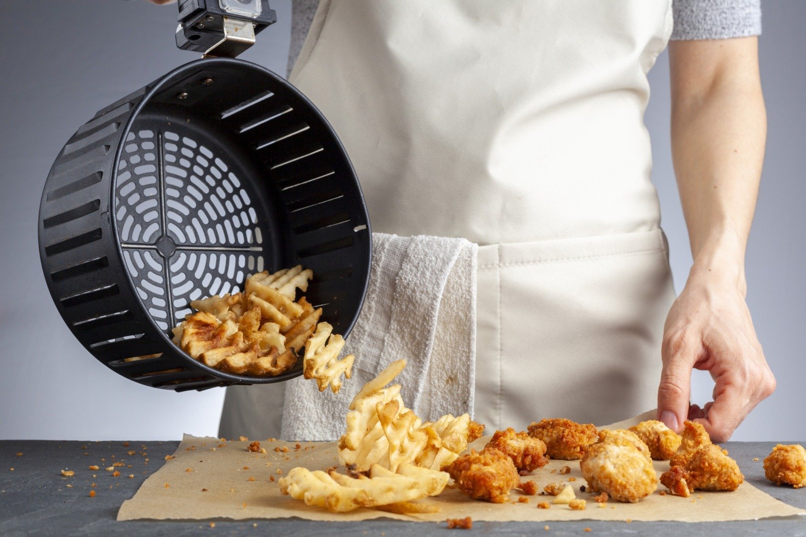 Rețetă de nuggets de pui la airfryer: o variantă sănătoasă și delicioasă, comparabilă cu cele din restaurantele fast-food, fărăComplexitate mare în preparare