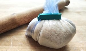 Secretele ABC-ului în gătit: cum un rest de aluat dospit vechi poate îmbunătăți gustul și aroma pâinii și pizzei, bazându-se pe una dintre cele mai tradiționale tehnici de brutărie