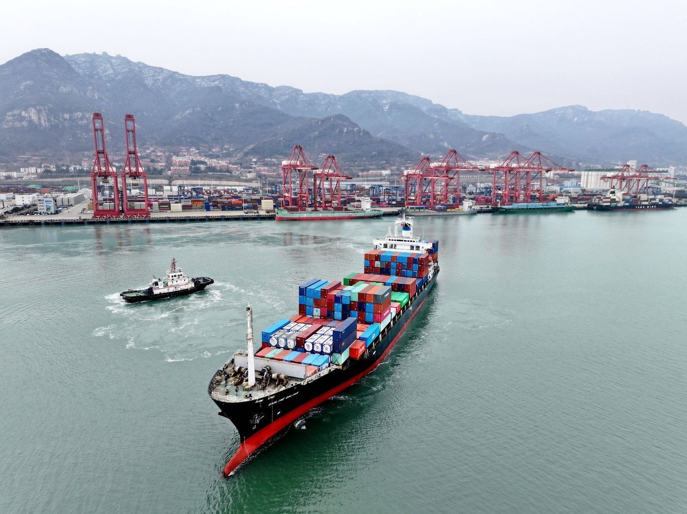 Reacția Chinei la amenințările cu sancțiuni din partea administrației Trump: „Suntem pregătiți să luptăm până la final sau să negociem dacă doriți”