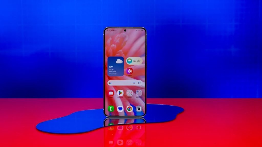 [ad_1] Samsung a început implementarea actualizării la Android 16 pentru o gamă variată de dispozitive Galaxy, începând din septembrie 2025