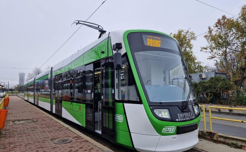 tramvai-bucuresti-linia-41-imperio-e1696247835212.jpg