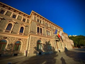 Proteste anticipate ale studenților de la Universitatea Transilvania din Brașov, nemulțumiți de decizia privind prezența obligatorie la cursuri