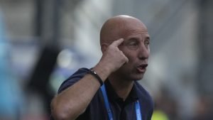 Robert Ilyes îl ceartă pe un jucător de la Csikszereda după confruntarea cu CFR: ”Primul tren și la Budapesta! Așa ceva nu se face!”