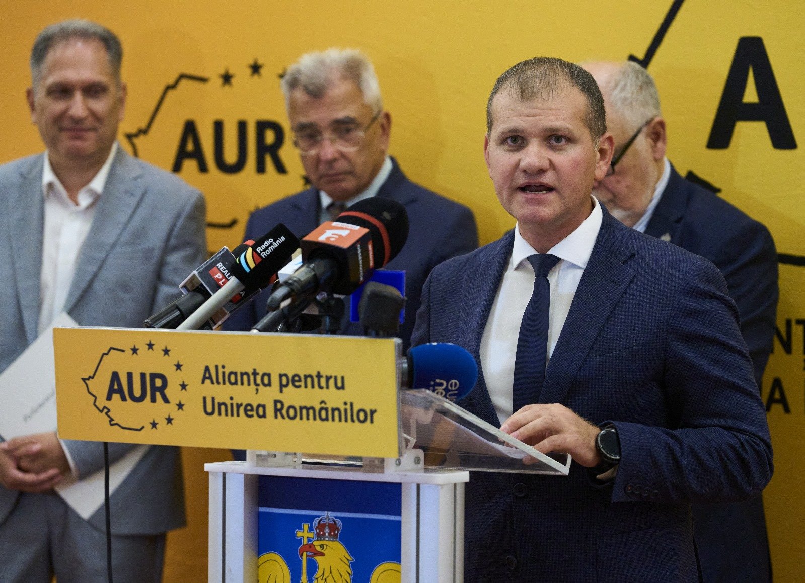 AUR, partidul extremist, cere înființarea unei comisii parlamentare de anchetă după incidentul de pe Calea Rahovei, însă propunerea a fost respinsă de majoritatea formată din PSD, PNL, UDMR și USR