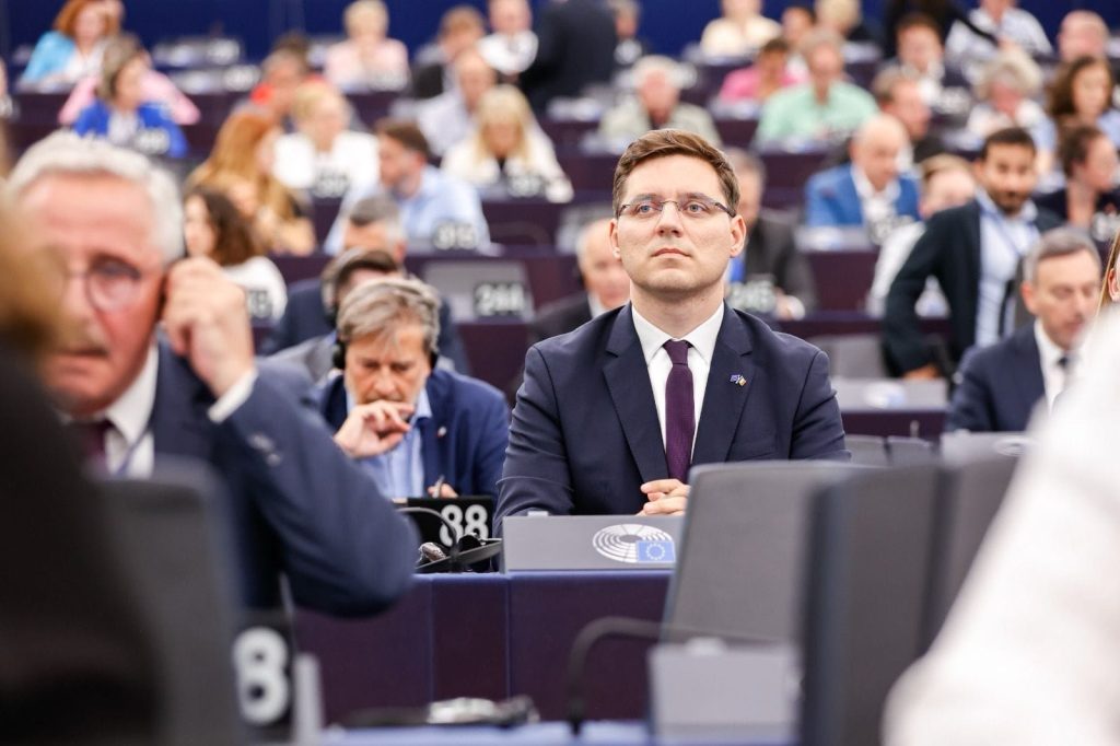 Parlamentul European votează o rezoluție despre atacurile cu drone ale Rusiei. Negrescu afirmă: „Europa nu va fi mută”