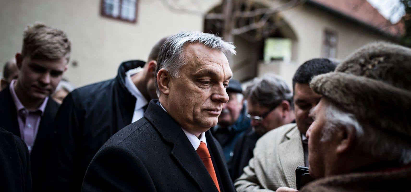 viktor-orban-in-campanie.jpg