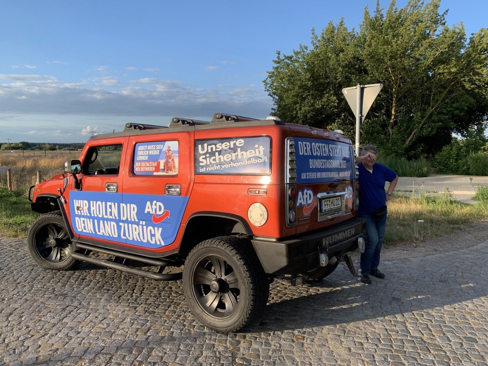 AfD nu reușește să obțină victoria în al doilea tur al alegerilor pentru primăria unui oraș din estul Germaniei, marcând prima înfrângere a partidului de extremă dreaptă în modulul urban