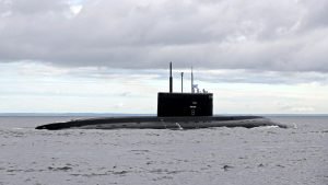 Forțele armate suedeze supraveghează un submarin rus ce a intrat în Marea Baltică