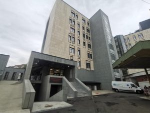 Elevă de 17 ani de la un liceu de prestigiu a decedat la Spitalul de Copii din Timișoara după ce a fost internată cu somnolență, urmare a consumului unei substanțe, poliția anchetează cazul