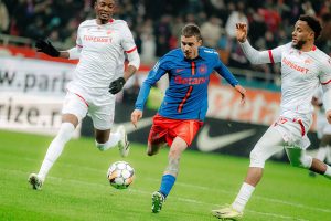 Sportivii români, obligatoriu în cluburi