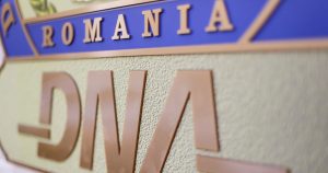 Fost senator PSD, arestat după o încercare de mituire a ministrului Apărării cu 1 milion euro