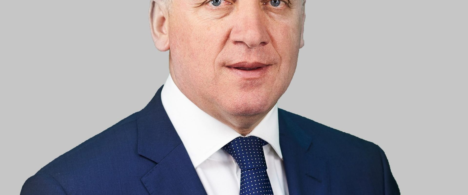 Adrian Țuțuianu și-a înaintat candidatura pentru rolul de Președinte al