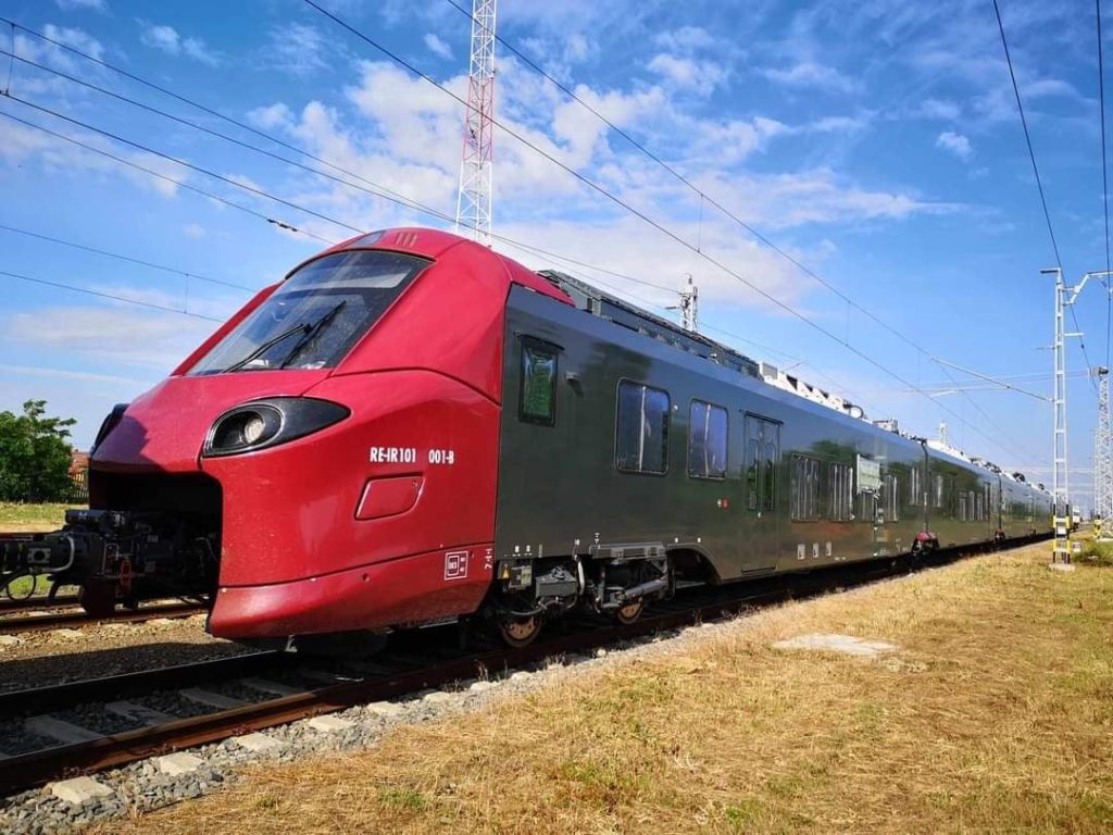 Ucraina cumpără 55 de locomotive electrice pentru transportul de marfă de la compania franceză Alstom, pentru o sumă de 470 de milioane de euro