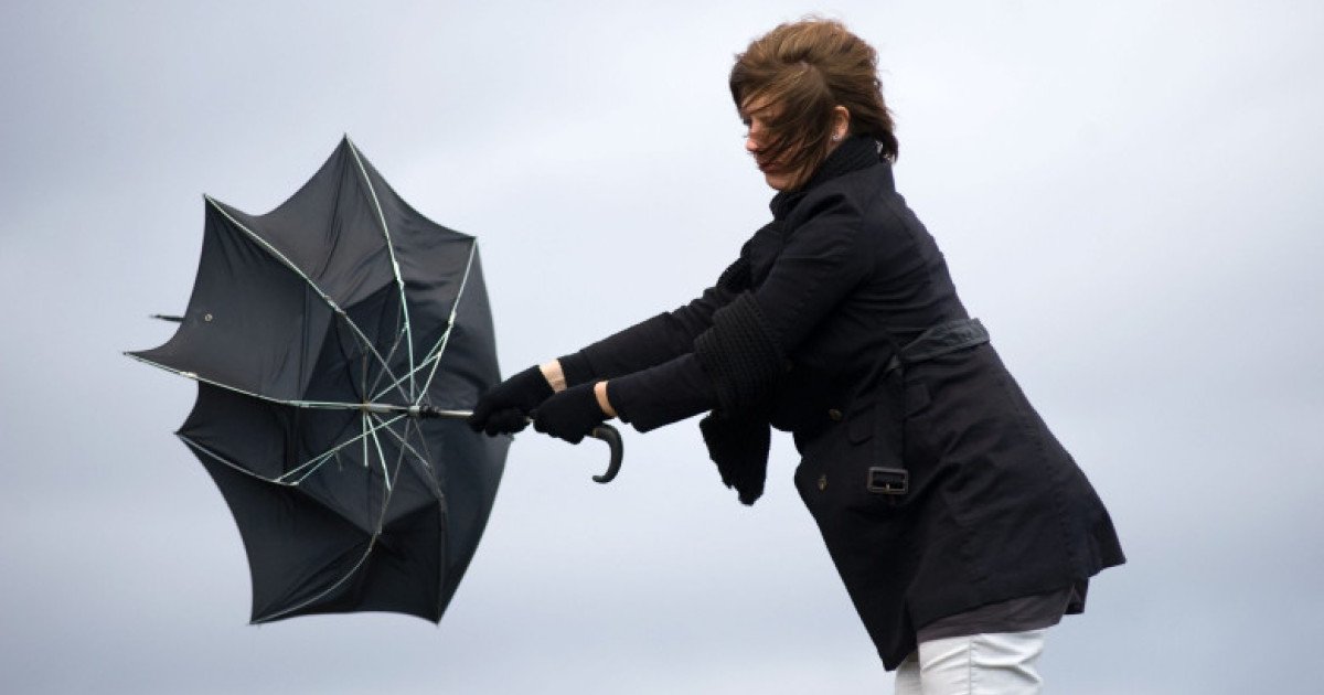 [ad_1] Meteorologii au emis o atenționare cod galben de vânt puternic, valabilă de marți dimineață, în județe din Banat, sudul Crișanei, pe litoral, în Carpații Meridionali și Carpații Occidentali