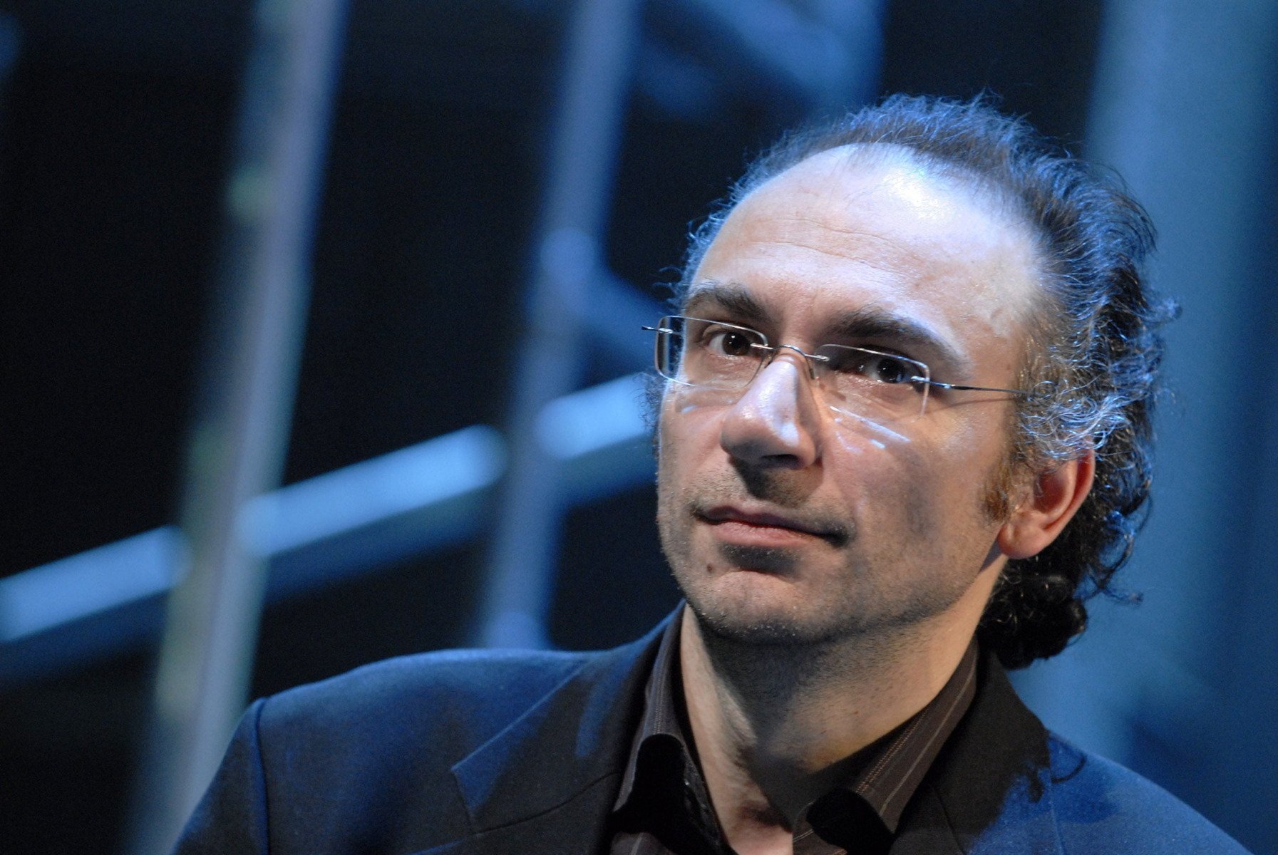 Dimitre Dinev, autor bulgar, primește Premiul Austriac pentru Literatură 2025 pentru lucrarea realizată în 13 ani, scrisă exclusiv manual, și despre teama sa constantă de eșec
