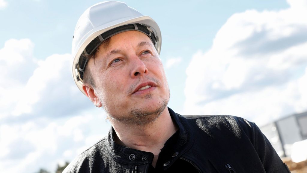 [ad_1] Pachetul de compensare al lui Elon Musk pentru Tesla devine o problemă de siguranță financiară și de guvernanță, pe fondul unor decizii judiciare și a unor modificări recente în politica de remunerare a CEO-ului