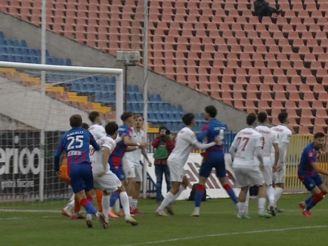 FC Bihor – CS Dinamo, ora 11:30, DGS 1 / Corvinul