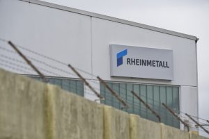 Care sunt noile unități de producție ale Rheinmetall din Europa de Est, privind costurile și locațiile? Unde se află fabrica din România și care sunt produsele fabricate acolo
