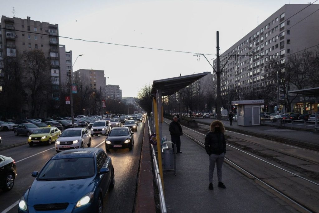Ciprian Ciucu, candidatul PNL, prezintă soluțiile propuse pentru traficul aglomerat din București: un amestec de măsuri legere și restrictive pentru a încuraja utilizarea transportului în comun