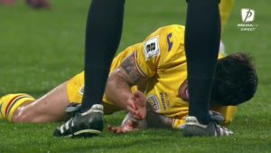 Imagini șocante: Marius Marin, plin de sânge, s-a prăbușit pe gazon în meciul cu Bosnia