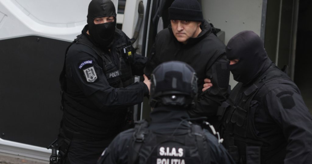 Horațiu Potra, fiul și nepotul său rămân în arest preventiv pentru 30 de zile. Judecătorii au confirmat mandatele celor trei