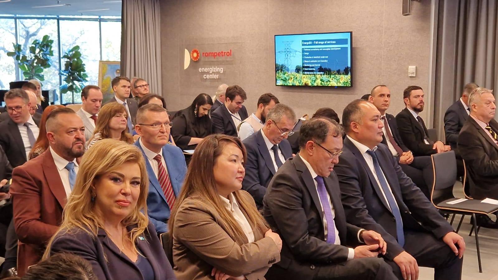 [ad_1] Consulii tefan Gadola și Corina Martin, alături de consultantul de business Gabriel Lavrincic, care reprezintă 11 companii din Transilvania, își propun să schimbe total paradigma businessului dintre România și Kazahstan