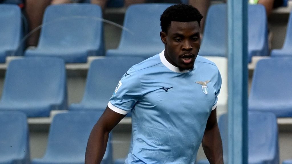 Lazio: Dele-Bashiru escluso dalla lista per la Serie A