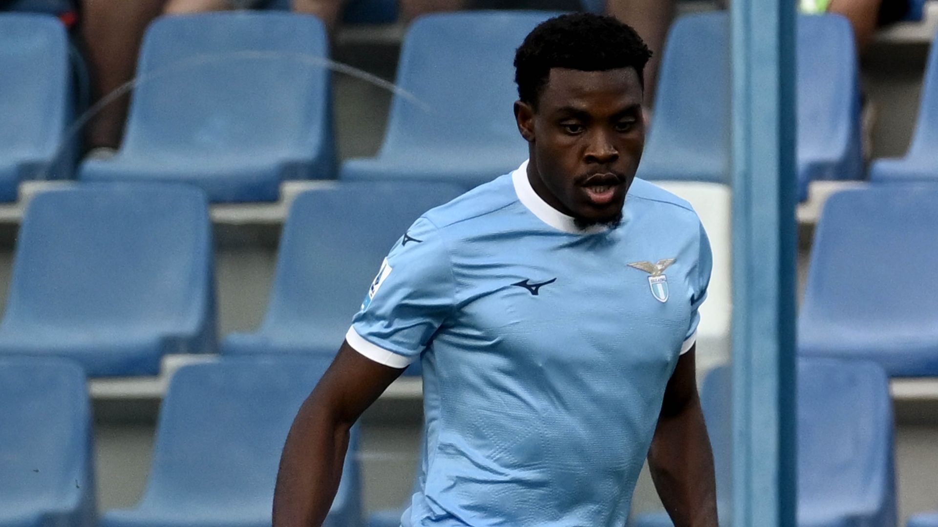 Lazio: Dele-Bashiru escluso dalla lista per la Serie A