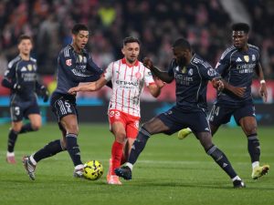 Transmisiune în direct și scor | Girona confruntă Real Madrid cu scorul 0-0, în acest moment, pe website-ul de pariuri sportive. Echipa “Galacticii” nu a obținut victorie de două etape și vizează poziția de lider.