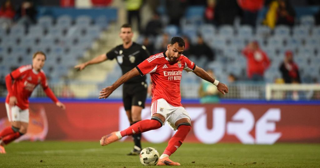 No mercado do Restelo so havia „golos” de bola parada (cronica)