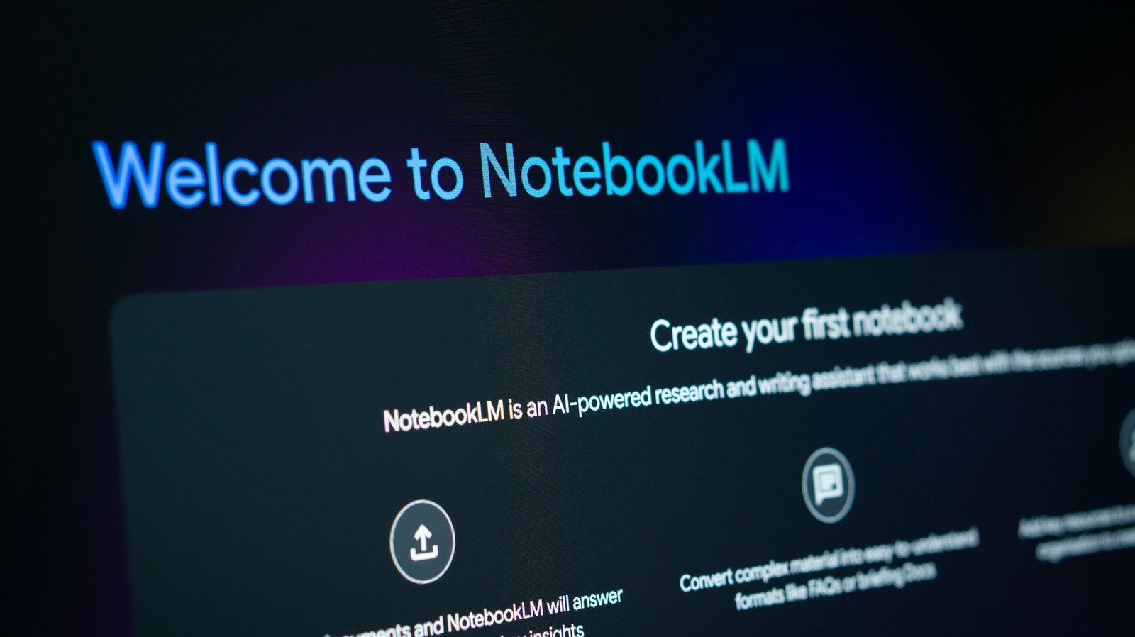 [ad_1] Google a anunțat actualizarea platformei NotebookLM, un instrument de inteligență artificială specializat în procesul de învățare și documentare, care devine mai versatil și mai complet