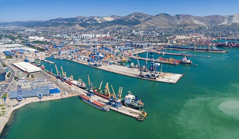 Novorossiisk-port.jpg