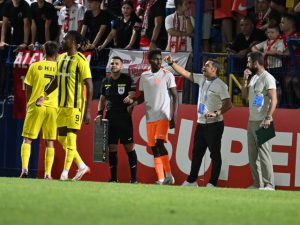 Încă un antrenor în pericol să fie dat afară