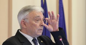 “Şeful Băncii Naţionale, Mugur Isărescu, despre evitarea scenariului negativ al recesiunii economice în România”