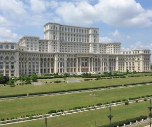 Parlament: S-a adoptat Rezoluția de Înfiinţare a Strategiei Naţionale de Apărare a Naţiunii