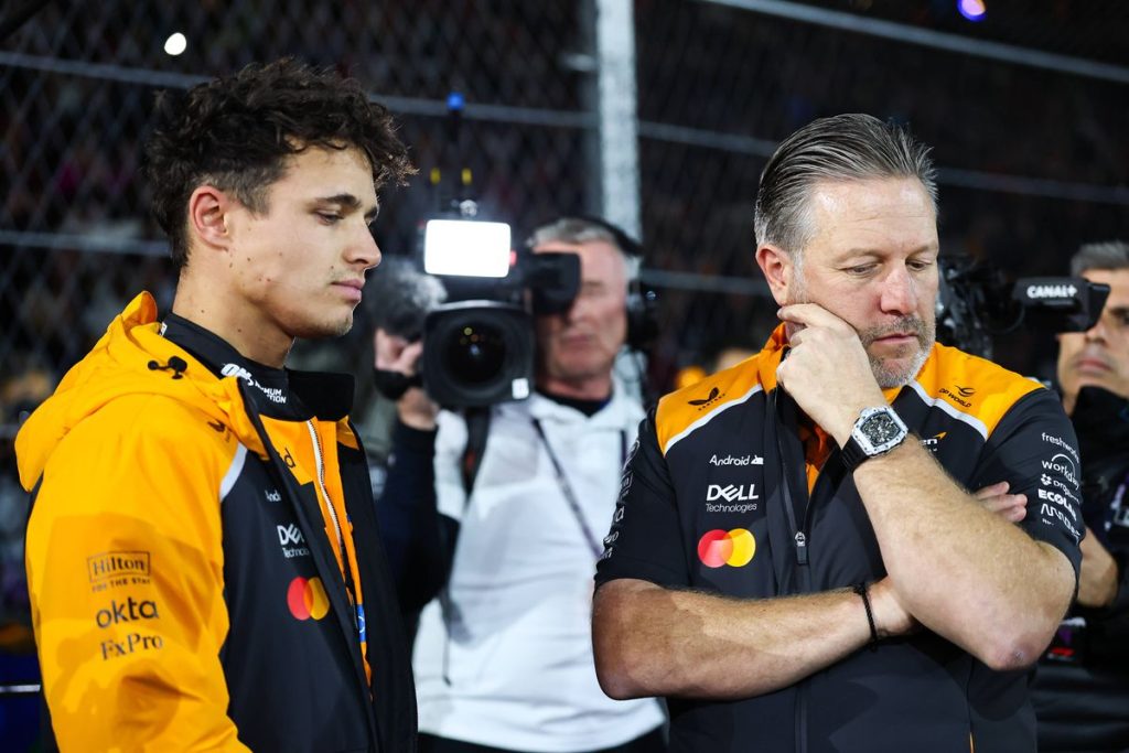 [ad_1] Marele Premiu de Formula 1 din Las Vegas a adus o nouă întorsătură în lupta pentru titlul mondial la piloți