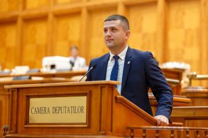 Radu Miruță numit temporar la conducerea Ministerului Apărării; anunțul a fost făcut oficial prin publicarea decretului în Monitorul Oficial.
