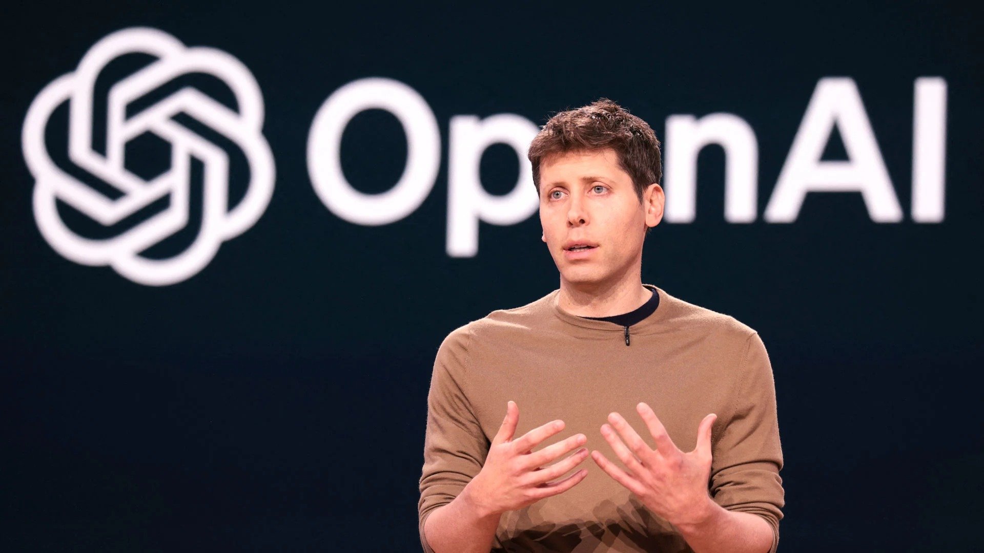 [ad_1] Sam Altman, directorul general al OpenAI, a declarat recent că se așteaptă ca în viitorul apropiat inteligența artificială să preia roluri de conducere în companii, inclusiv funcția de CEO