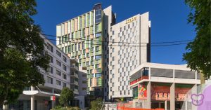 Australia Lansează Cel Mai Mare Program de Electrificare pentru Cămine Studențești