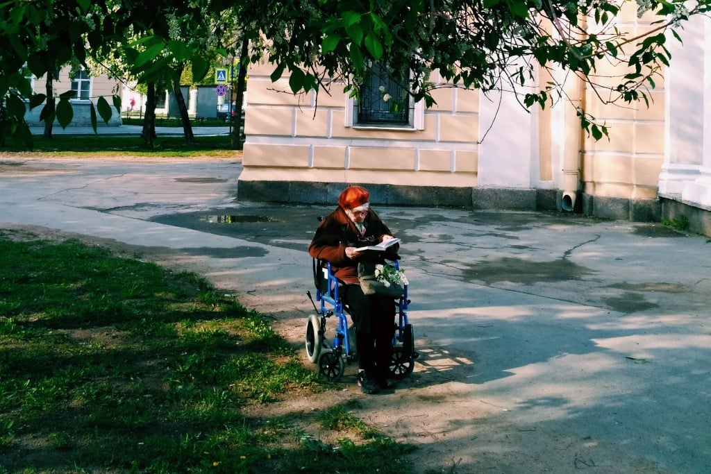 Ministrul Muncii semnalează probleme inacceptabile în centrele sociale, au fost aplicate amenzi de peste 800.000 de lei și au fost suspendate anumite licențe