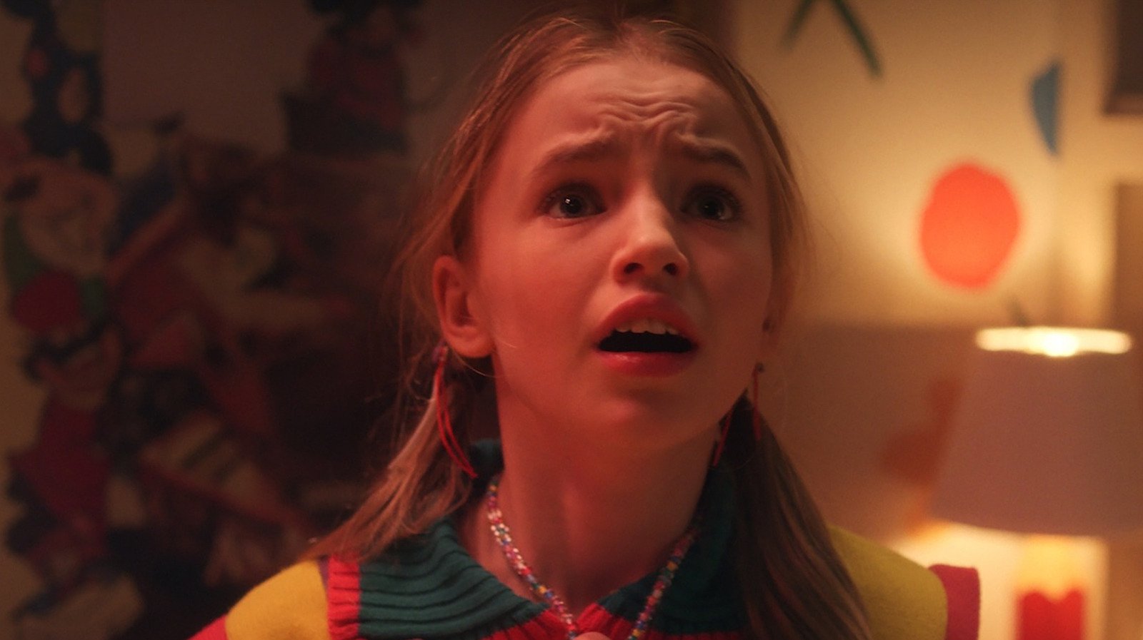[ad_1] stranger things sezonul 5 a debutat recent pe netflix, aducând cu el o serie de referințe interesante la cartea „a wrinkle in time” a autoarei madeleine l’engle