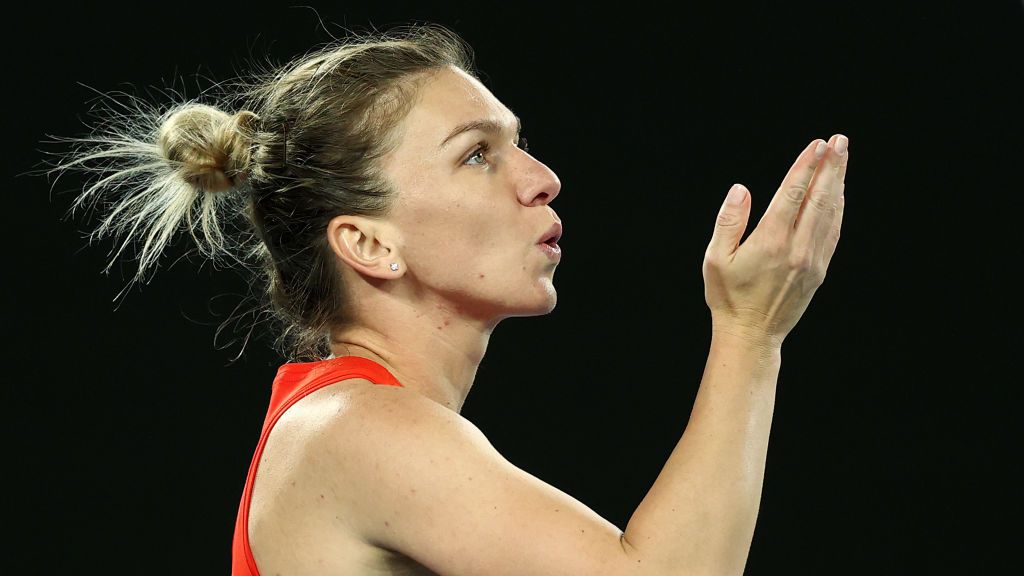 Simona-Halep-celebrare-tur-2-AO.jpg