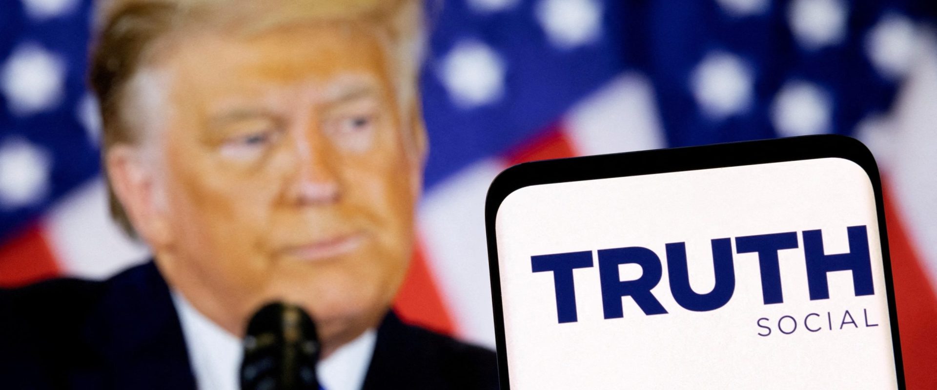 Truth-Social-pierde-utilizatori-scaled.jpg