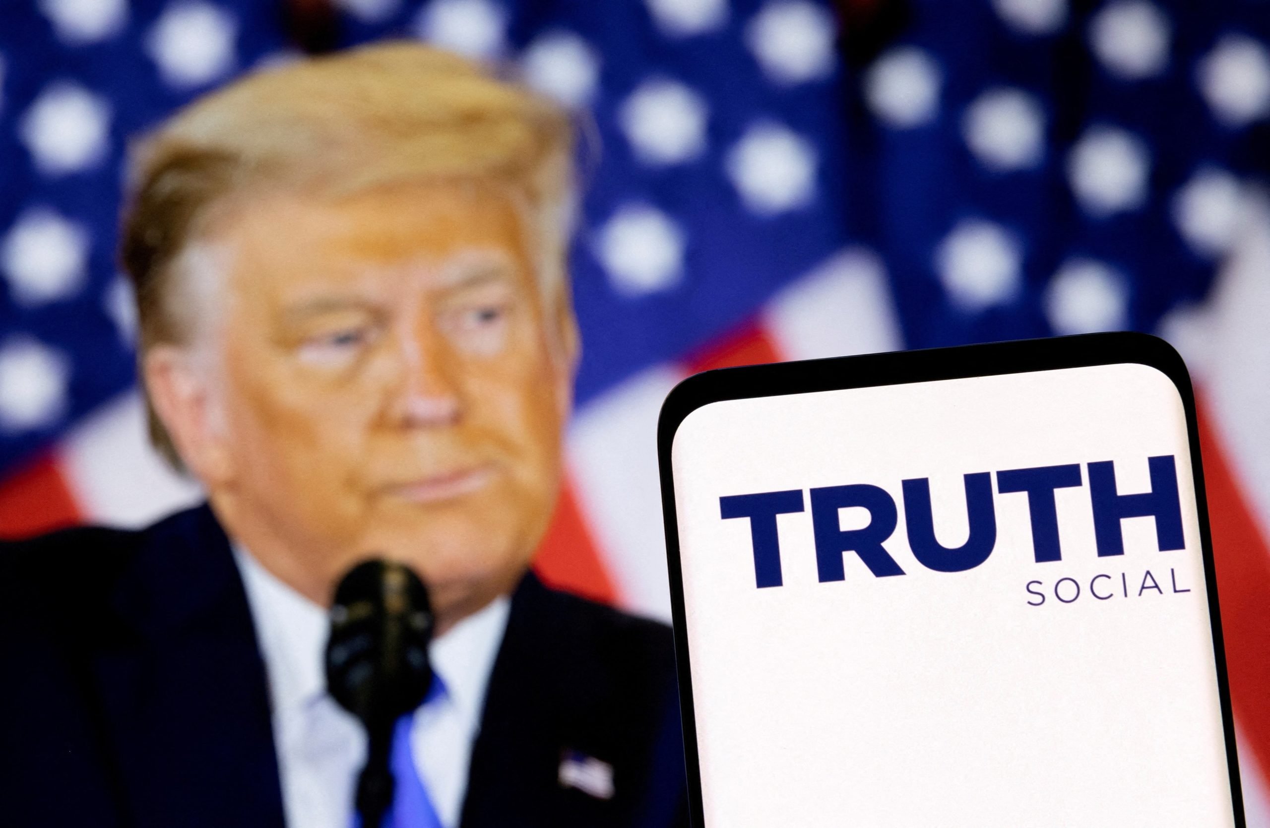 [ad_1] Acțiunile Trump Media and Technology Group (TMTG), compania care operează rețeaua socială Truth Social, au înregistrat în această săptămână cel mai redus nivel de la listare, evidențiind dificultăți majore pentru proiectul digital asociat fostului președinte Donald Trump