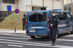 Inspectoratul de Jandarmi organizează o licitație de 550 milioane de lei pentru achiziția vehiculelor speciale