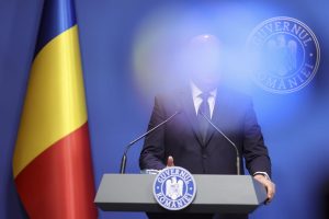 Fotoreporterii Inquam Photos solicită premierului Bolojan să le ofere acces înainte de ședințele de guvern, nu să le trimită doar imagini realizate de angajații Guvernului