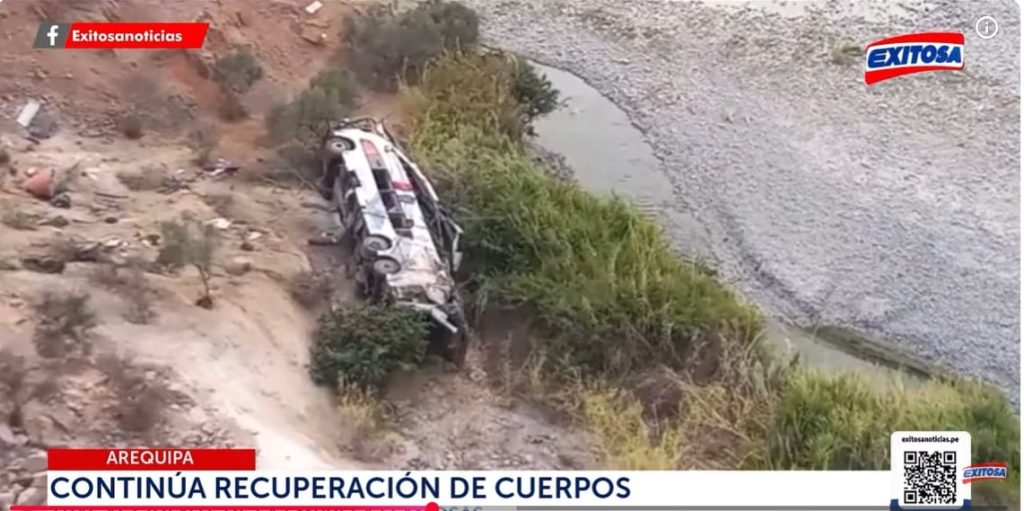 accident-peru-autobuz-arequipa-morti.jpg